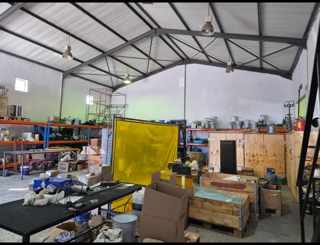 540M² WAREHOUSE TO LET IN SAXENBURG PARK 1